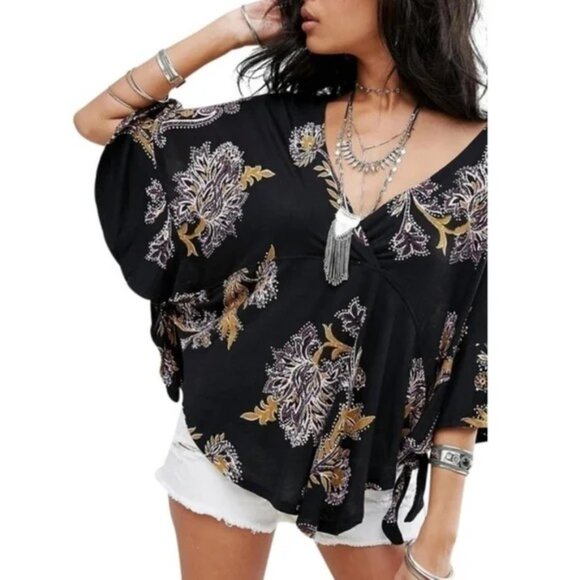 Free People Tops - Free People Maui Wowie Oversized Floral Print V Neck Boho Style Top Size Small